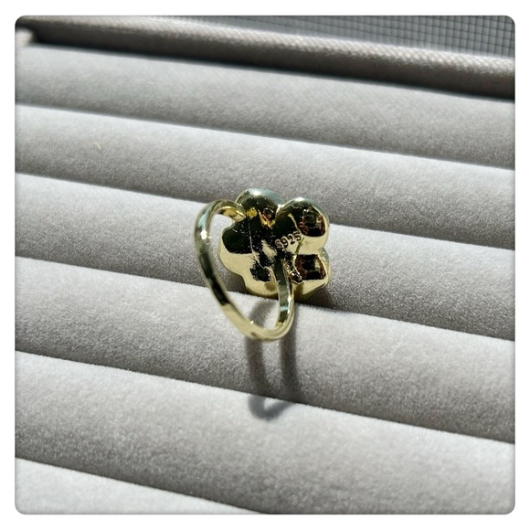 ✨NEW LAUNCH✨ Flower shape with white and gold color, adjustable ring for women - Picture 6 of 7